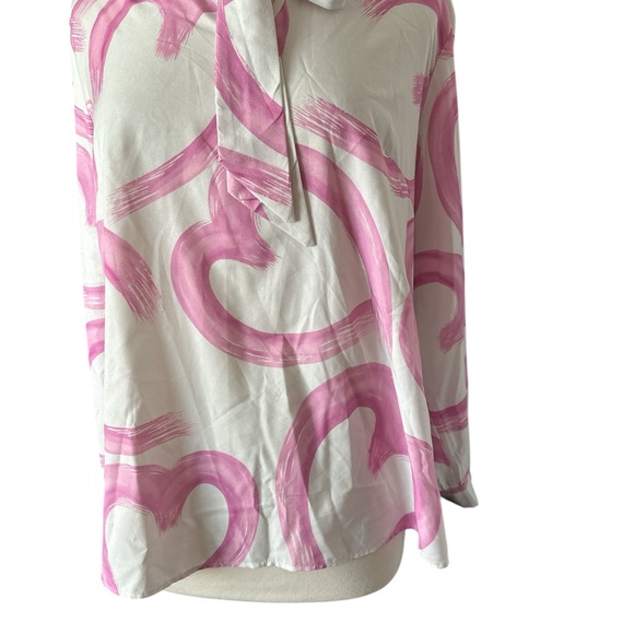 SHEIN Curve Pink and White Heart blouse size 0XL - Picture 3 of 5
